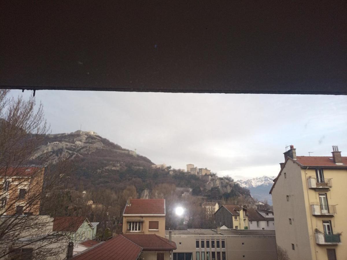 -- Le Refuge, à 50 Mètres De La Gare -- Appartement *